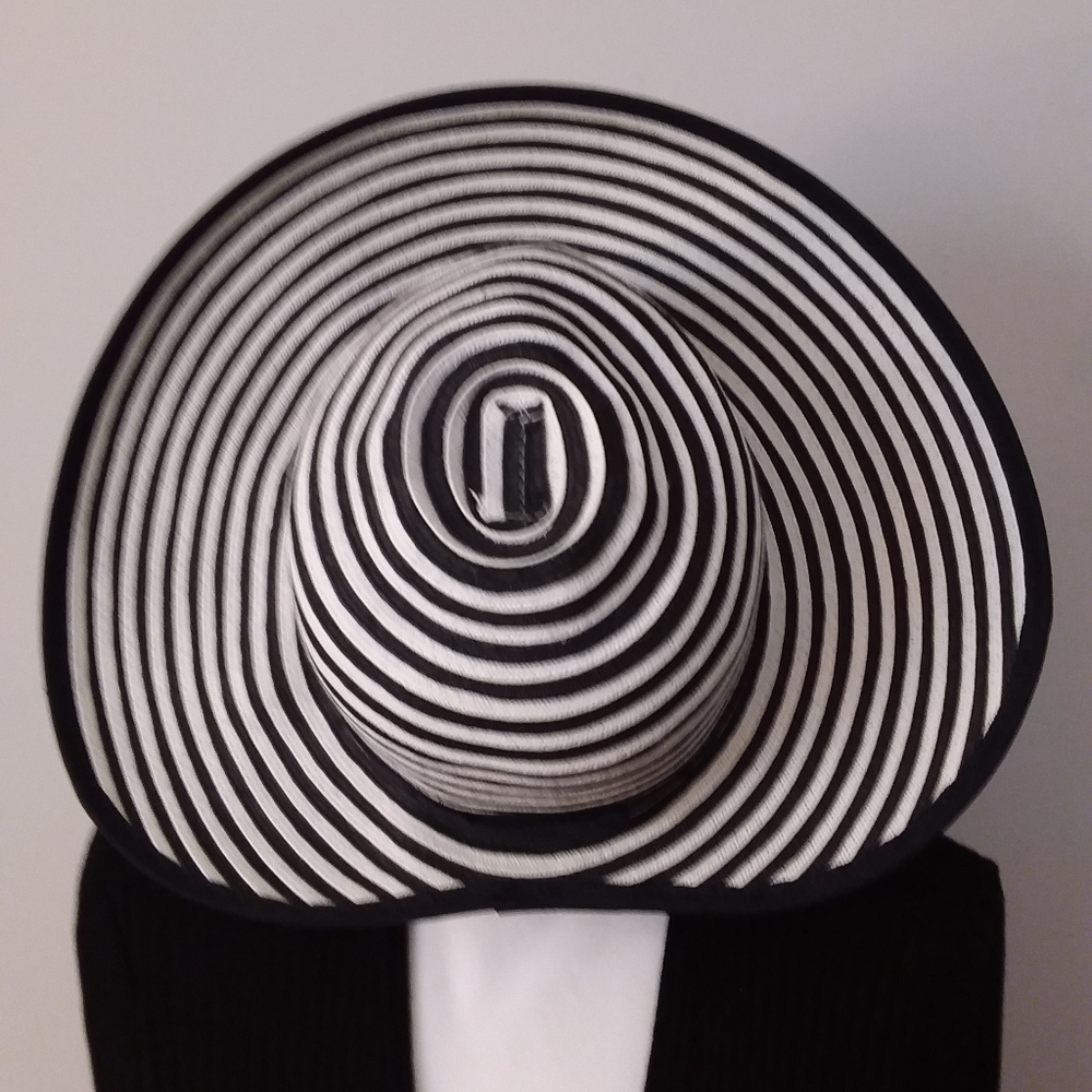 Seala Black and White Stripe Hat - Picture 8 of 9